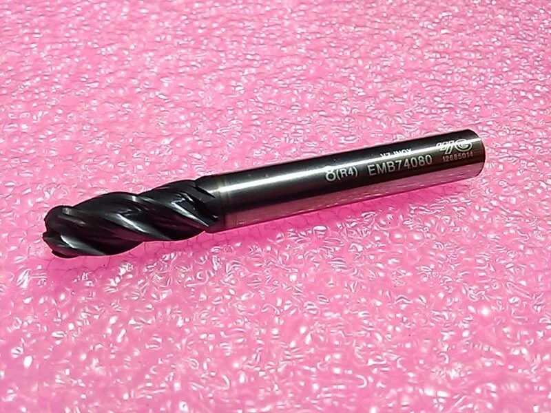 Режущий инструмент YG V7 Inox mill ball nose Carbide End Mill 8mm 4 flute R4x8x1 — фото лота 1