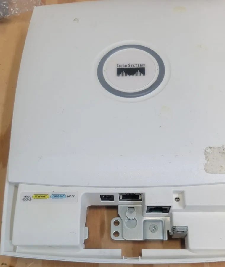Точка доступа Wi-Fi Cisco AIR-LAP1131AG-A-K9 Aironet Wireless Access Point #1130 — фото лота 1