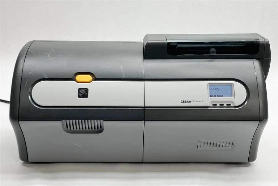 Принтер этикеток Zebra ZXP Series 7 Dual-sided Thermal ID Badge Card Printer Z72