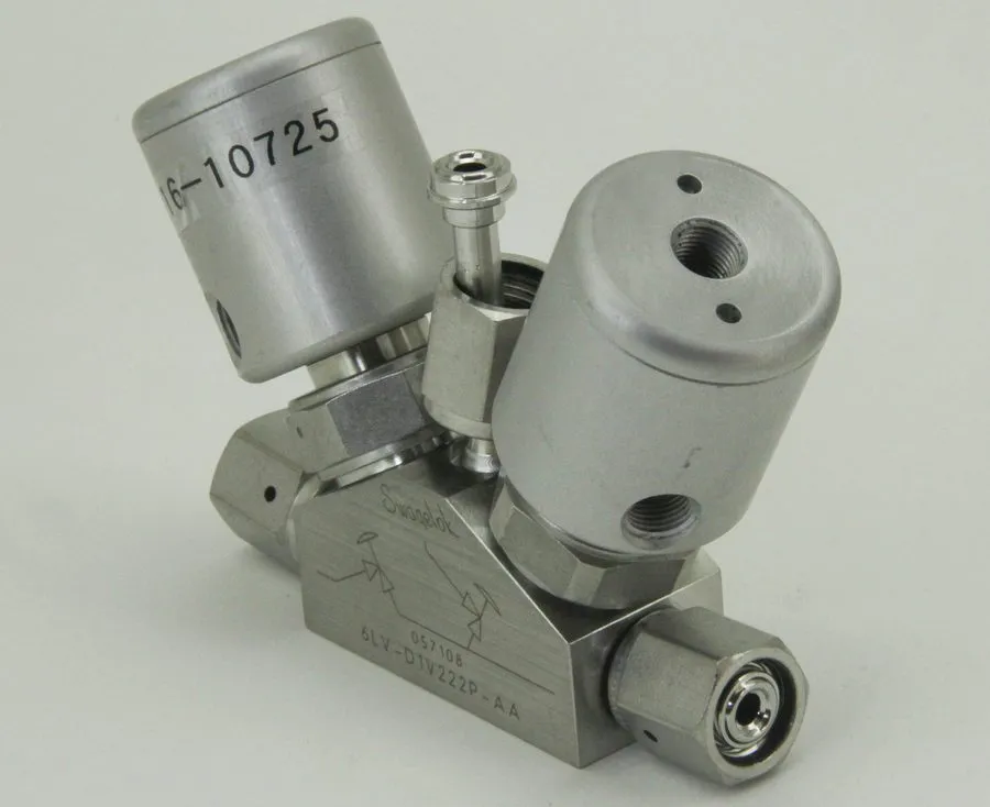 Клапан Swagelok 6LV-D1V222P-AA STAINLESS STEEL DUAL BELLOWS VALVE, 157803