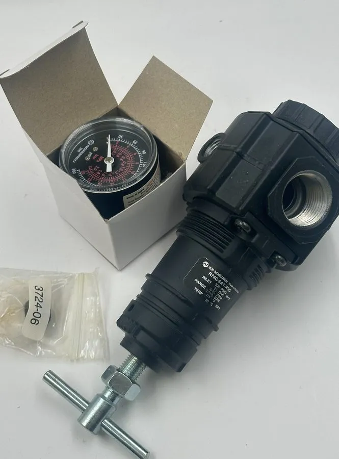 Трубопроводная арматура Norgren Pressure Regulator R74G-6AT-RFG 300 PSIG Inlet 2 — фото лота 1