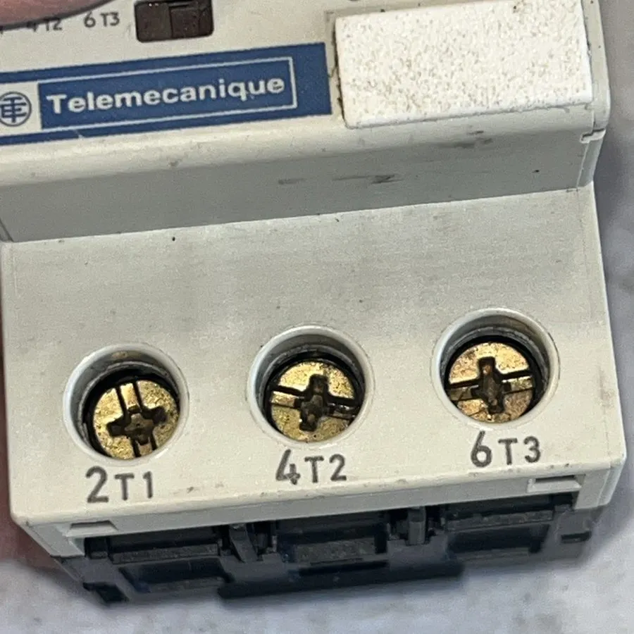 Автоматический выключатель Telemecanique GV2-RS05 3P Circuit Breaker .63-1A & 30 — фото лота 4