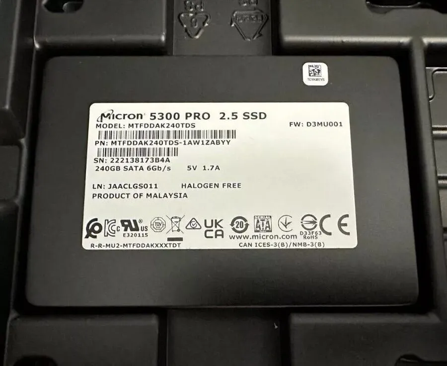 SSD-накопитель Micron MTFDDAK240TDS-1AW1ZABYY 240GB SSD SATA 6Gb/s 5300 PRO 2.5 