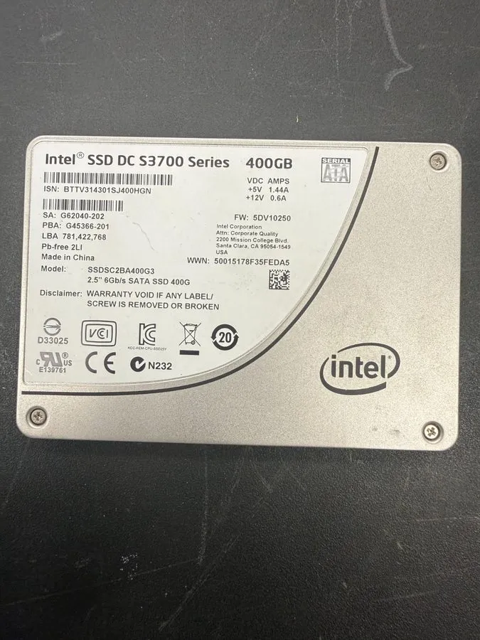 SSD-накопитель Intel DC S3700 400GB SSDSC2BA400G3 2.5" SATA 6Gb/s Enterprise SSD