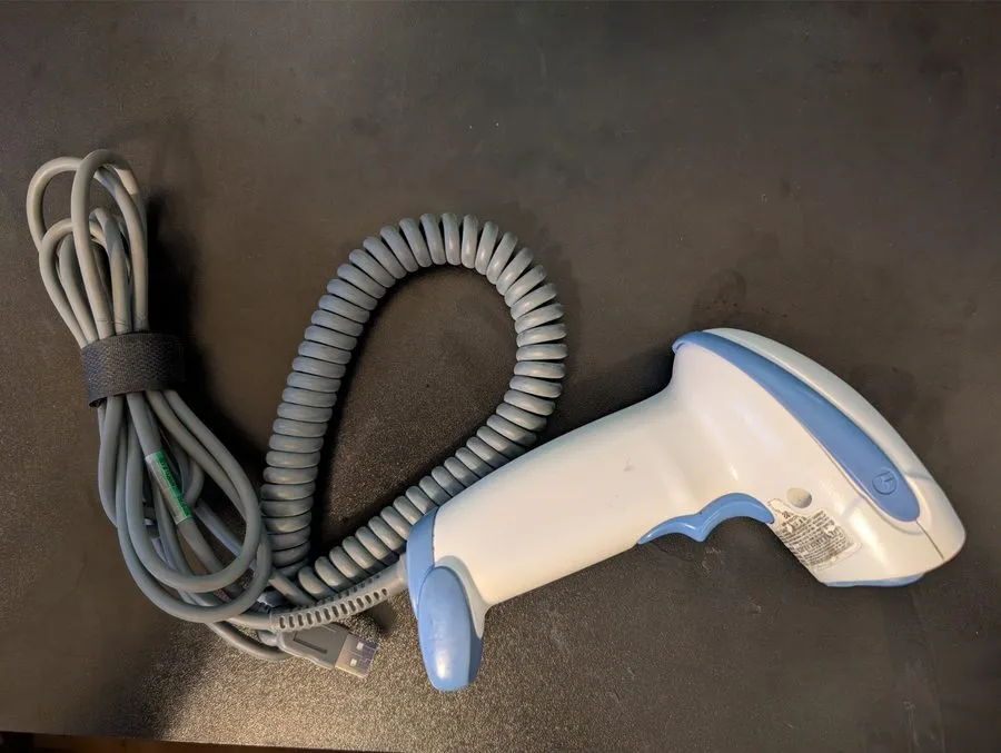 Сканер штрих-кода Motorola Symbol DS4208 1D/2D Wired Barcode Scanner w/USB Cord