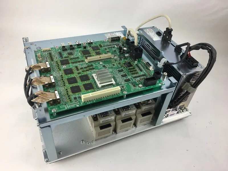 Сервопривод YASKAWA SRDA-MH6 SERVOPACK SRDA-SDA06A01A-E MOTOMAN SRDA-SDA14A01A-E