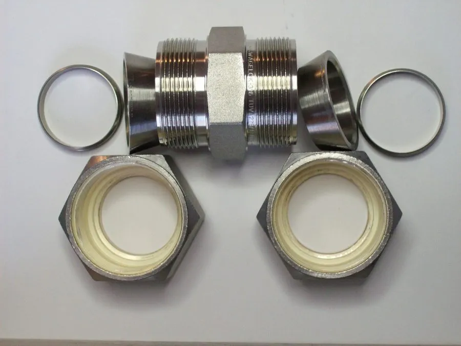 Фитинг SWagelok SS-25M0-6 Tube Fitting — фото лота 1