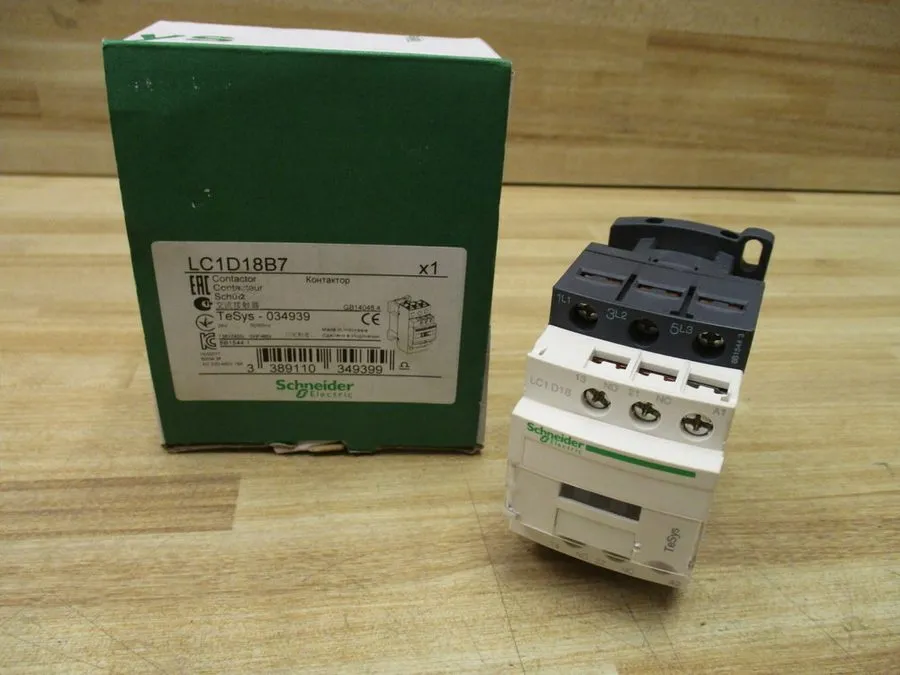 Контактор Schneider Electric TeSys Control IEC Contactor LC1D18B7 24V AC 18A 3-P