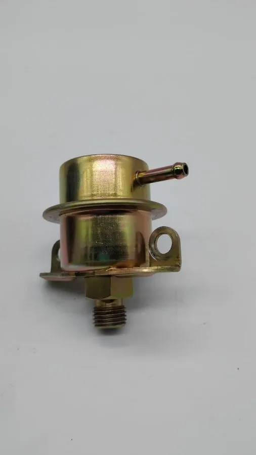 Трубопроводная арматура Fuel Injection Pressure Regulator Walker Products 255-10 — фото лота 2