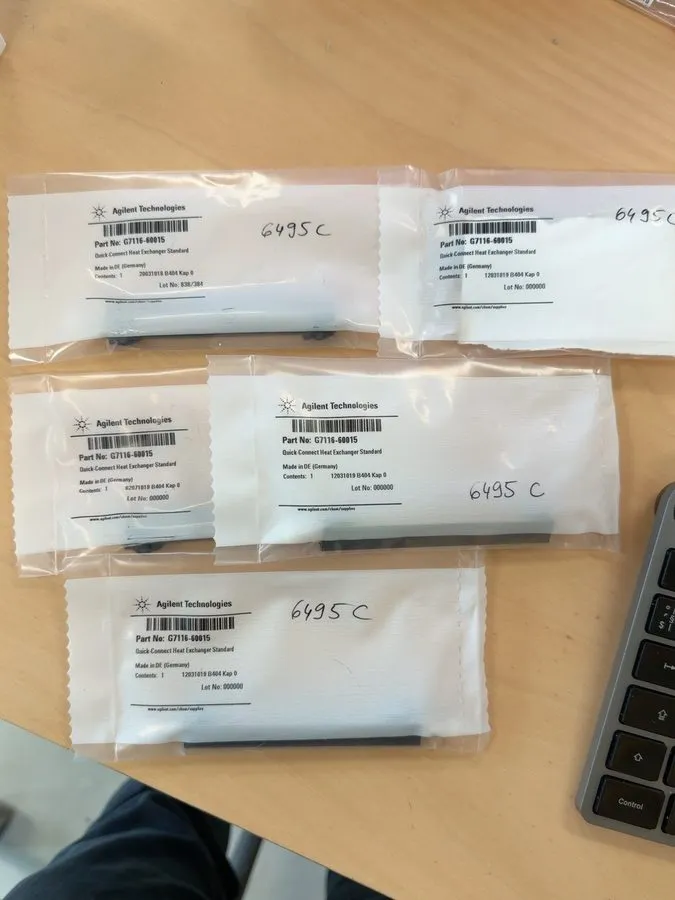 Хроматограф Agilent 1260 1290 Infinity II HPLC Column Compartment Parts Lot G711