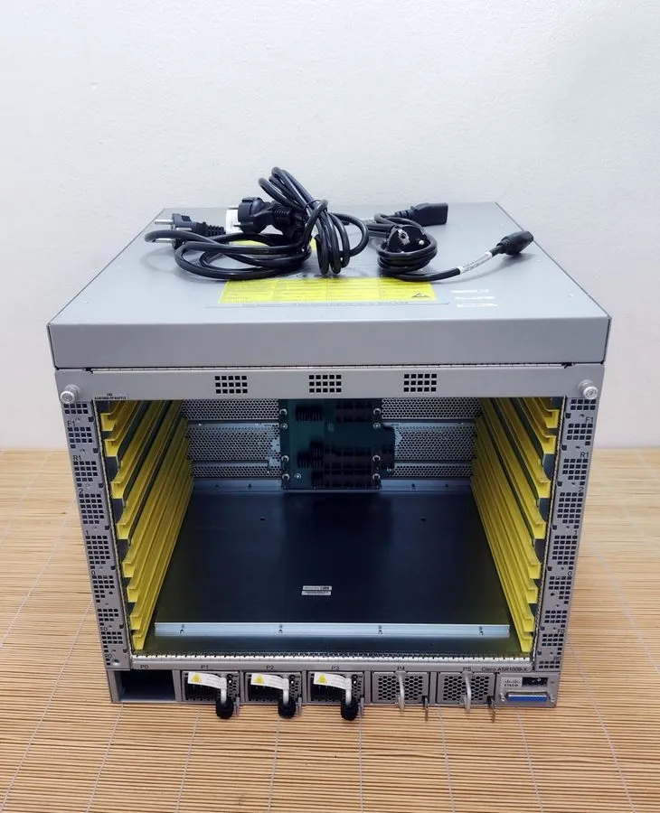 Маршрутизатор Cisco ASR1009-X 9-Slot Router Chassis w/ 6x ASR1000X-AC-1100W