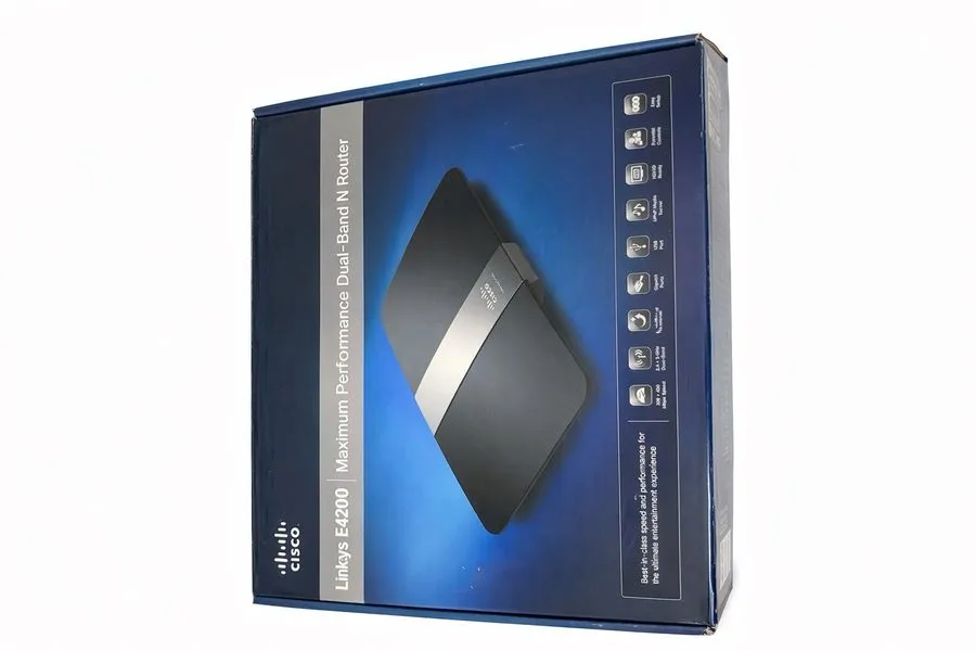 Маршрутизатор Cisco Linksys EA4500 Dual-Band N900 WiFi Router Gigabit USB