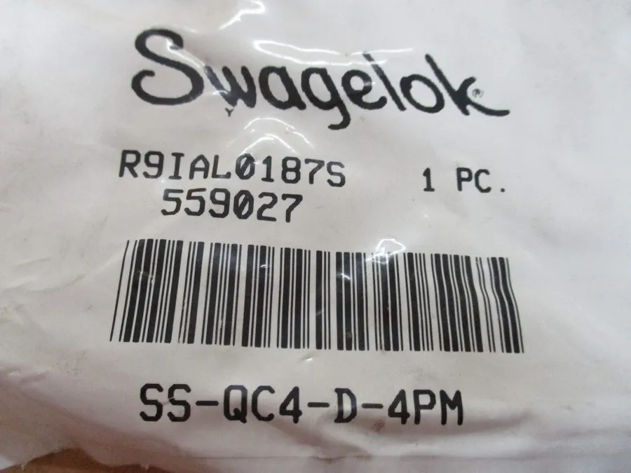 Клапан Swagelok SS-QC4-D-4PM Quick Connect 1/4” Male NPT Stem w/Valve, Stainless