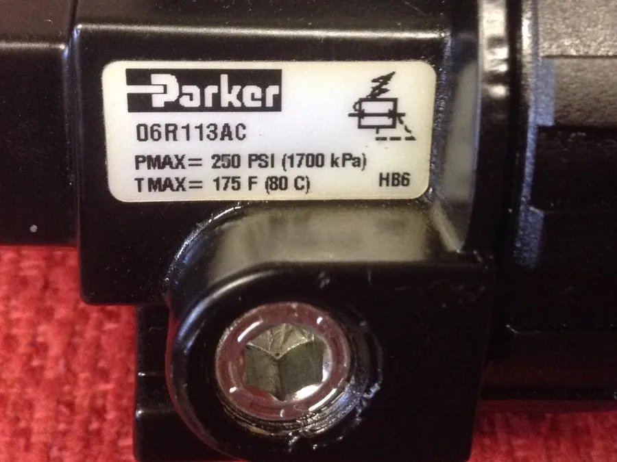 Трубопроводная арматура Parker 06R113ac Air Pressure Regulator, Pipe Size 1/4"