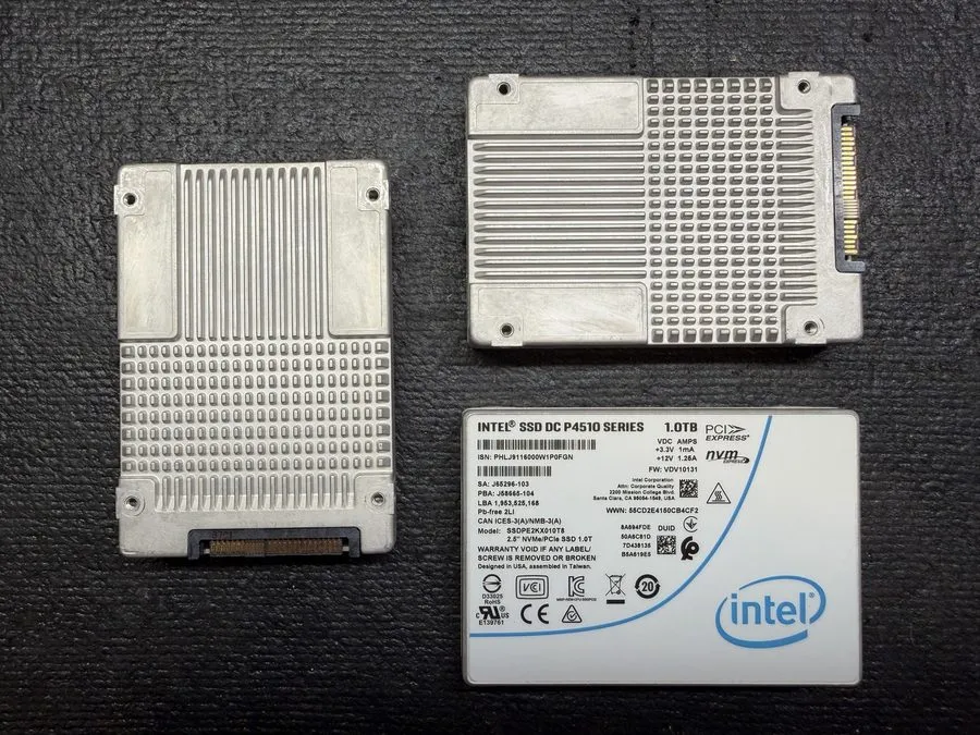 SSD-накопитель SSDPE2KX010T8 Intel DC P4510 1TB NVMe PCIe 3.1x4 3D TLC 2.5" 15mm