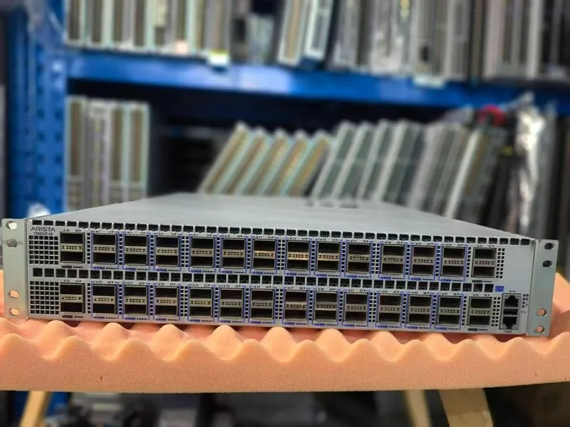 Коммутатор Arista DCS-7280CR-48-F 48x QSFP28 100Gb 8x QSFP+ 40Gb Ethernet Switch — фото лота 2