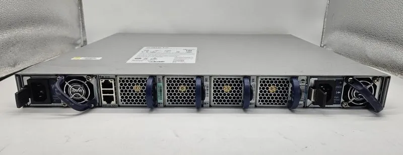 Коммутатор Arista DCS-7050SX-72Q 48-Port 10GbE SFP+ 4xQSFP Network Switch — фото лота 4