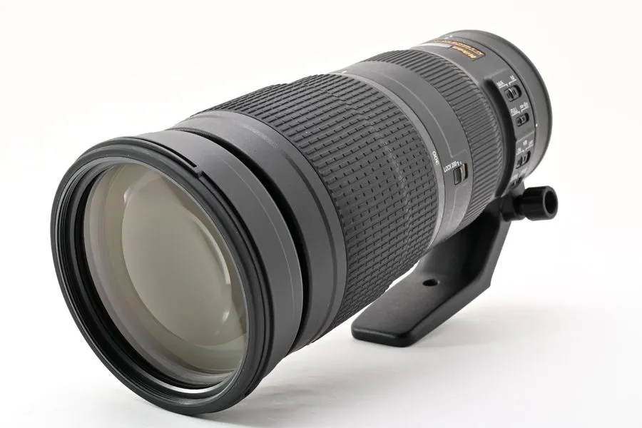 Объектив Nikon 200-500mm f/5.6E AF-S NIKKOR ED VR Lens, Works Perfectly