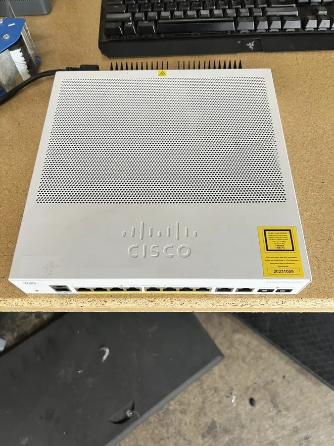 Коммутатор Cisco C1000-8FP-2G-L