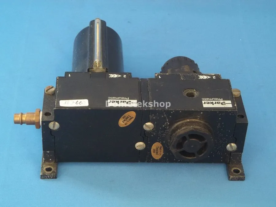Регулятор давления Parker Pneumatic P3E-RA00BNN G1/8 P3E Maxi Regulator Unit