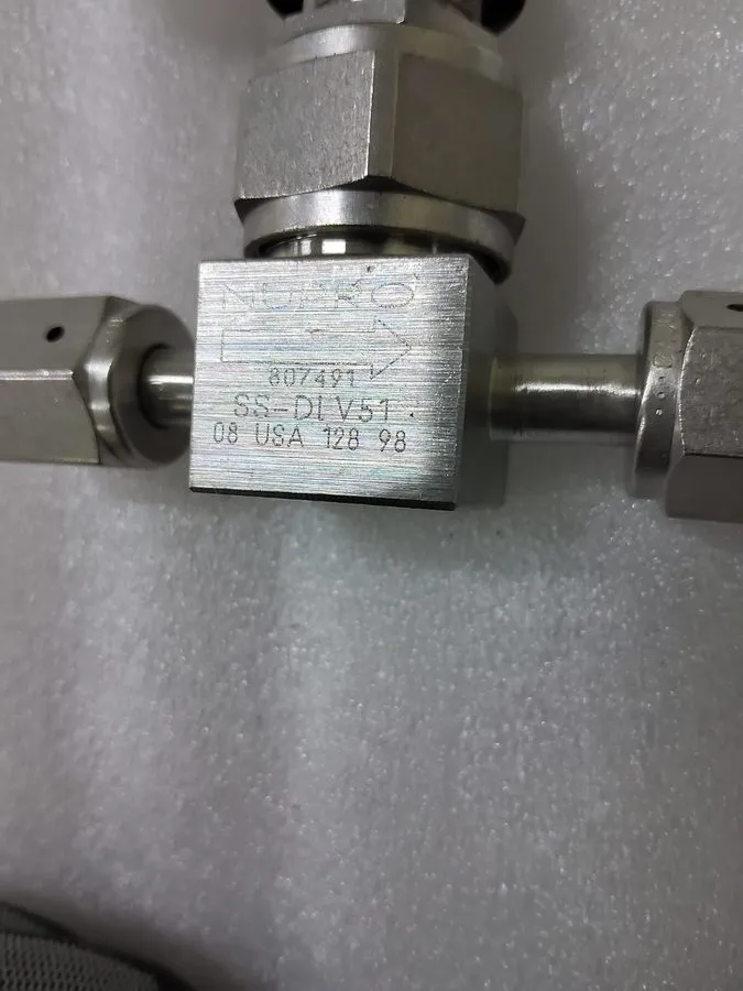 Клапан NUPRO SS-DLV51 (SWAGELOK) MANUAL VALVE (M)