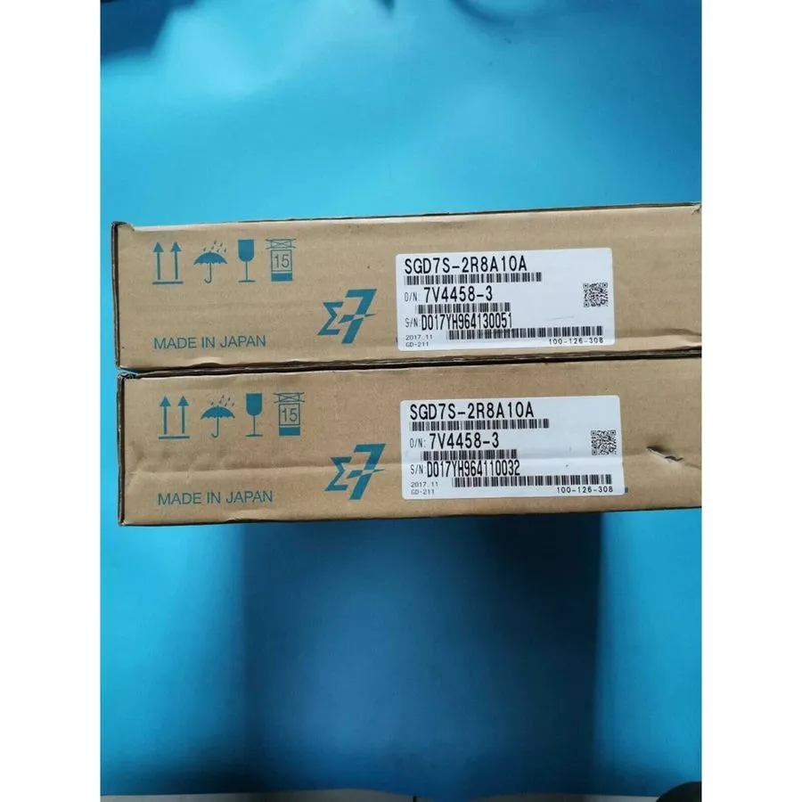 Сервопривод Yaskawa SGD7S-2R8A10A AC Servo Drive