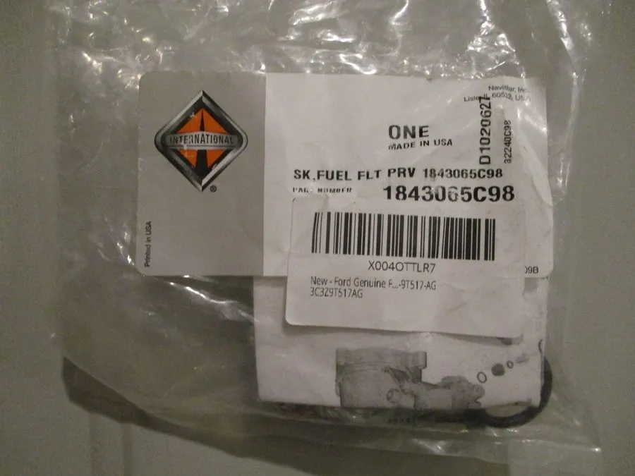 Клапан International Ford Fuel Pressure Regulator Repair Kit Valve 1843065C98