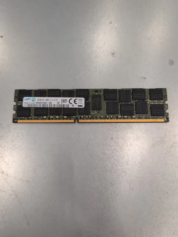 Модуль памяти Samsung 16GB 2Rx4 PC3-14900R M393B2G70QH0-CMA RAM