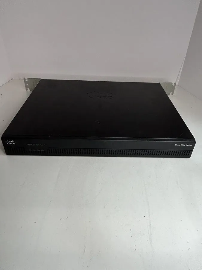Маршрутизатор Cisco 4300 Series Integrated Services Router (ISR4321/K9) Rackmoun