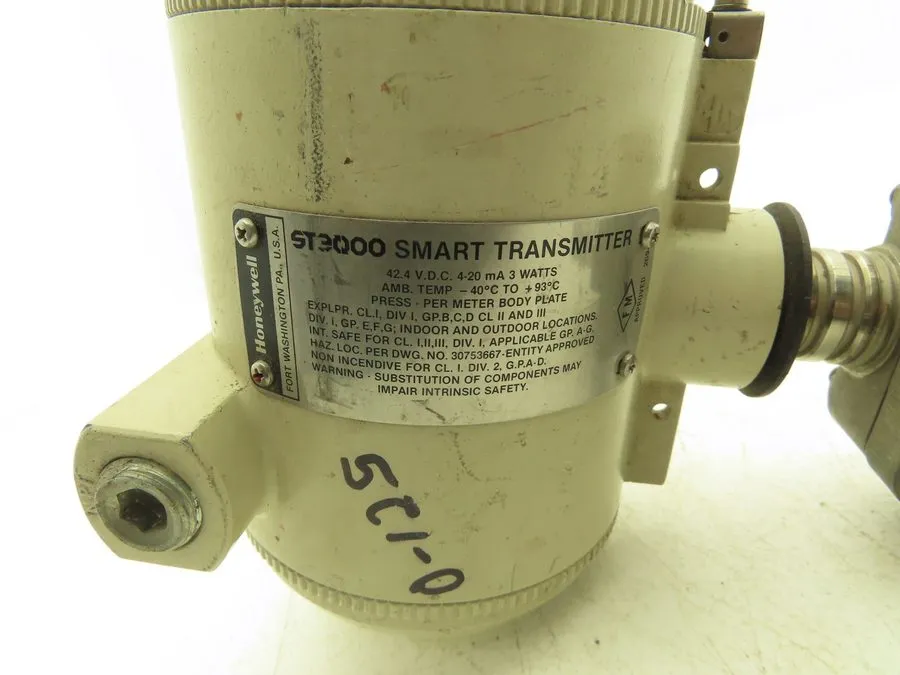 Датчик давления Honeywell ST3000 Smart Pressure Transmitter 11-42VDC 0-100 INH20