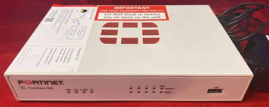Межсетевой экран FORTINET Fortigate 30E 5Port RJ45 GE FG-30E, good