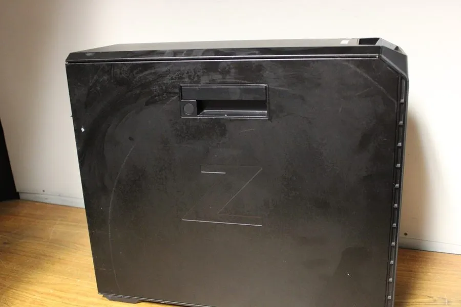 Жёсткий диск HP Z4 G4 W-2145 8-Core 3.70Ghz 16GB 512Gb Nvme Quadro P620 Win 11 W