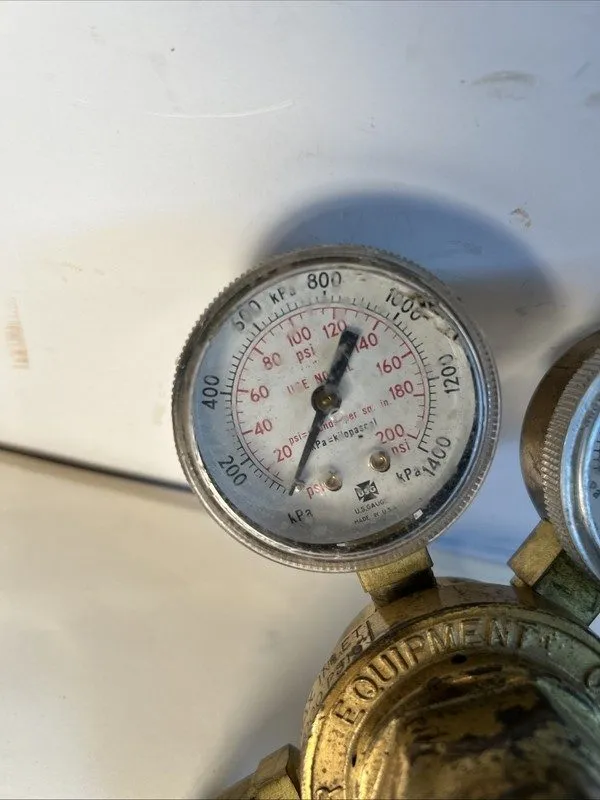 Трубопроводная арматура Victor SR253D Single Stage Medium Duty Carbon Dioxide Ga — фото лота 1