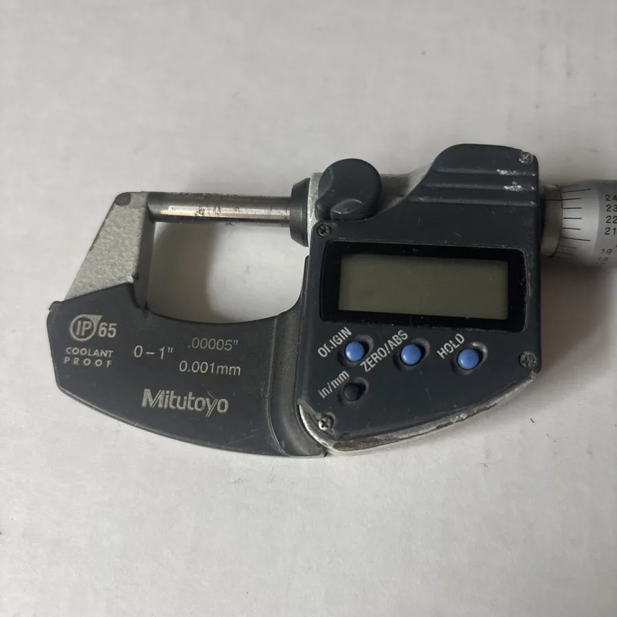 Микрометр Mitutoyo 293-340 Digimatic Micrometer, 0-1"/0-25mm Range, .00005"/0.00