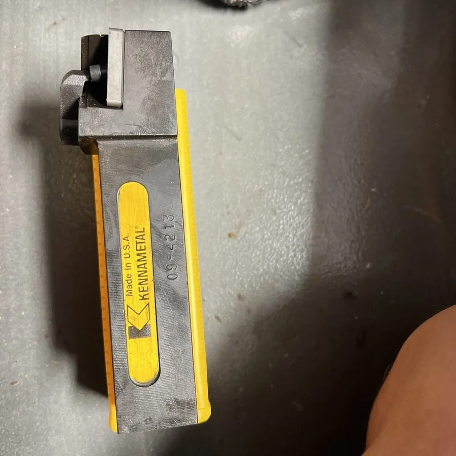 Режущий инструмент Kennametal DWG31900100 09-4213 With Insert SM-293 Toolholder
