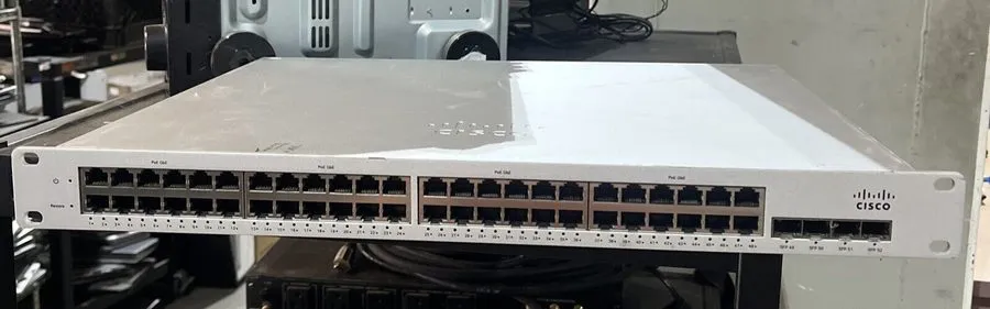 Коммутатор Cisco Meraki MS220-48LP 48 Ports 370W POE Ethernet 4xSFP Switch UNCLA