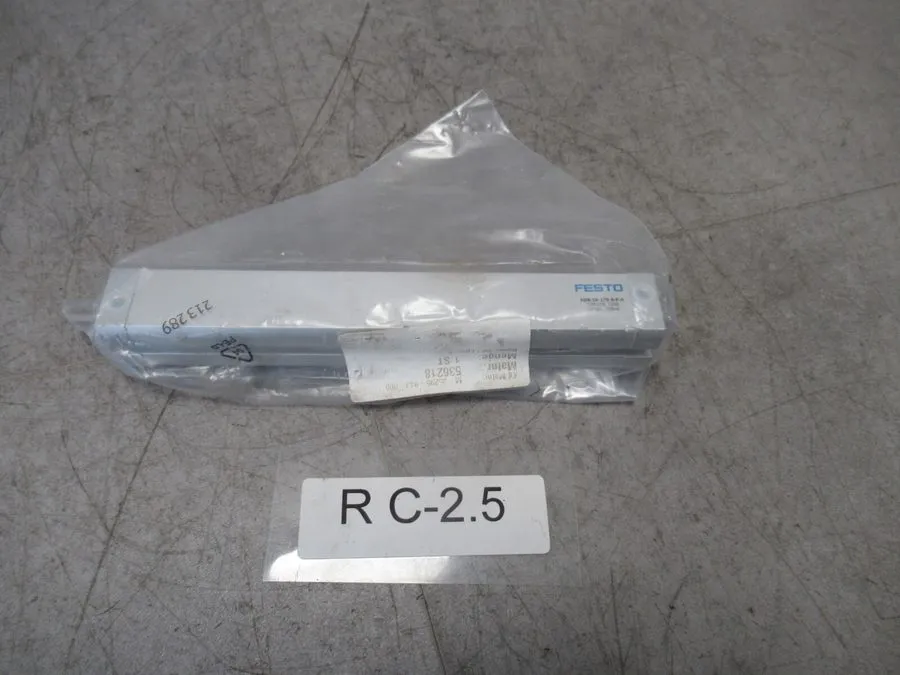Пневмоцилиндр Festo ADN-16-170-A-P-A Compact Cylinder, Double Acting Pmax 10 bar