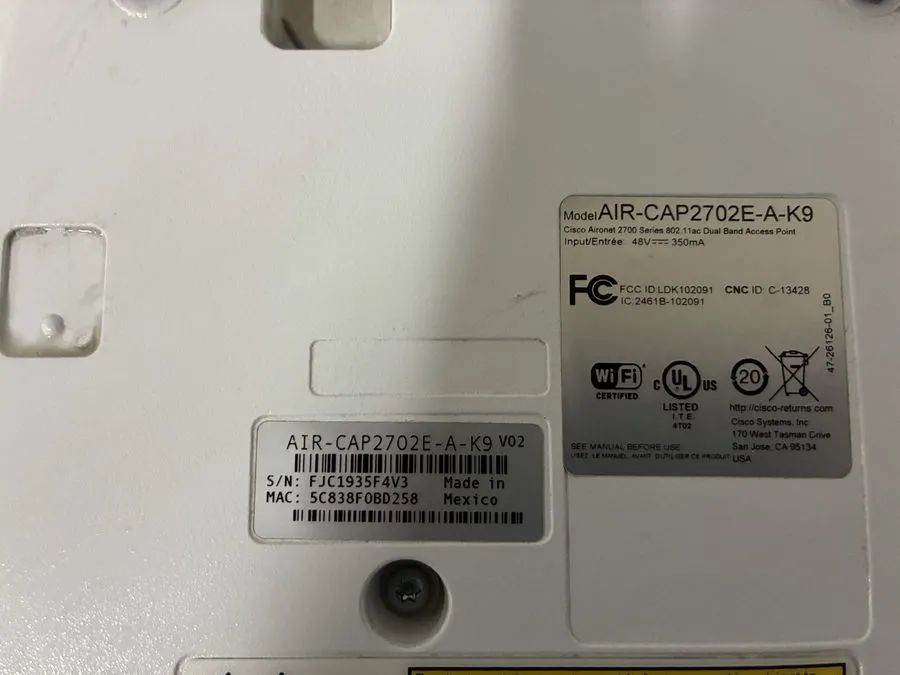 Точка доступа Wi-Fi Cisco AIR-CAP2702E-A-K9 802.11AC Cap w/ CleanAir Wireless Ac