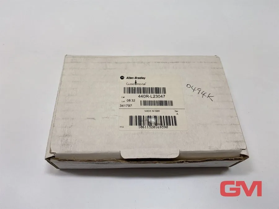Реле безопасности Allen Bradley 440R-L23047 Ser A Relay Safety Guardmaster 24vdc