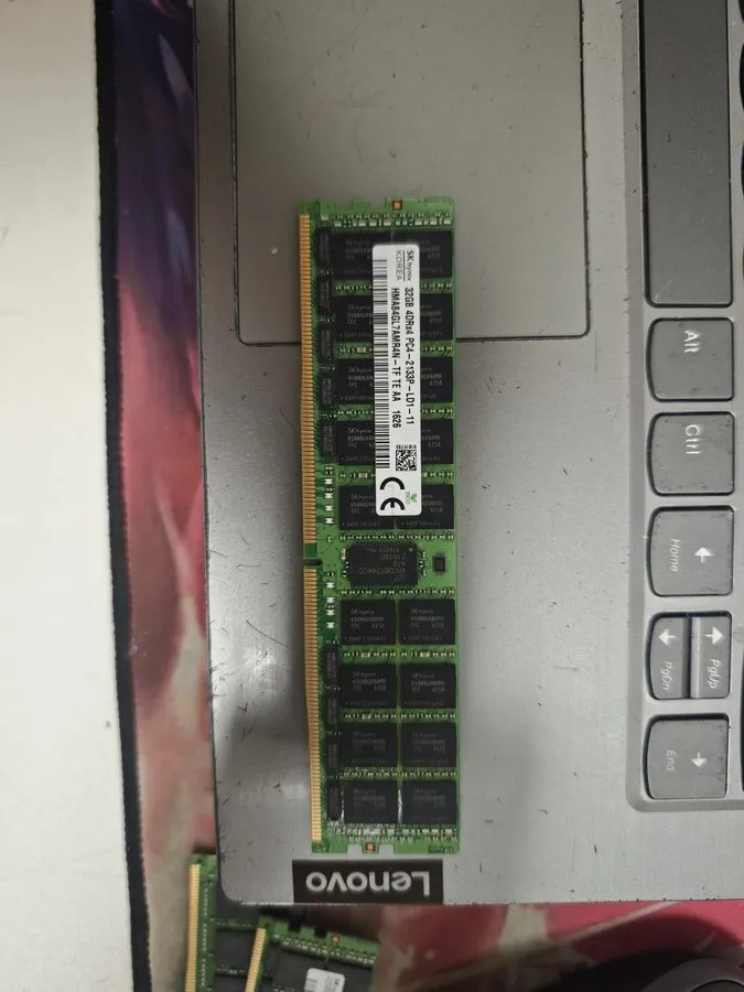 Модуль памяти SK Hynix 32GB DDR4 2133 LRDIMM ECC 4DRx4 Server RAM HMA84GL7AMR4N-