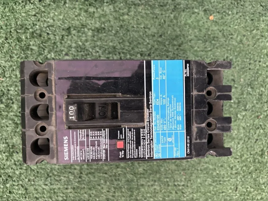 Автоматический выключатель Siemens Sentron Circuit Breaker HED43B100 3P 100 Amp 