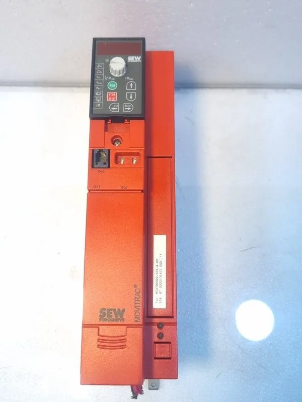 Частотный преобразователь SEW EURODRIVE MOVITRAC MC07B0022-5A3-4-00 AC DRIVE INV