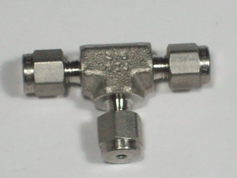 Фитинг Swagelok SS-100-3 Stainless Steel Swagelok Tube Fitting FNSP