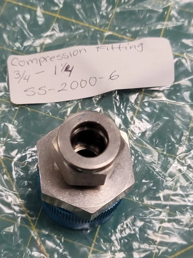 Фитинг Estate Swagelok SS-2000-6 Union 1 1/4" x 1 1/4" Fitting Connector — фото лота 1