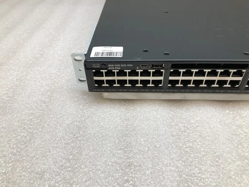 Коммутатор Cisco WS-C3650-48TS-L Catalyst 3650 48-Port Gigabit Managed Switch — фото лота 2