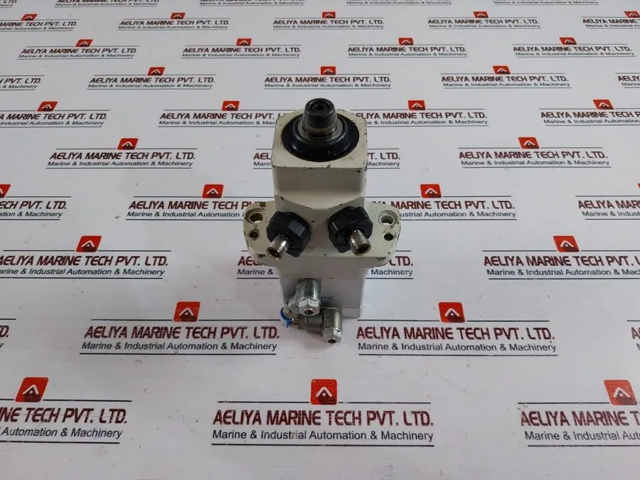 Пневмоцилиндр Festo ADN-50-15-I-P-A Compact Cylinder 10 Bar