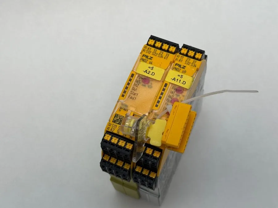 Реле безопасности Pilz 751109 PNOZ S9 C 24VDC safety relay