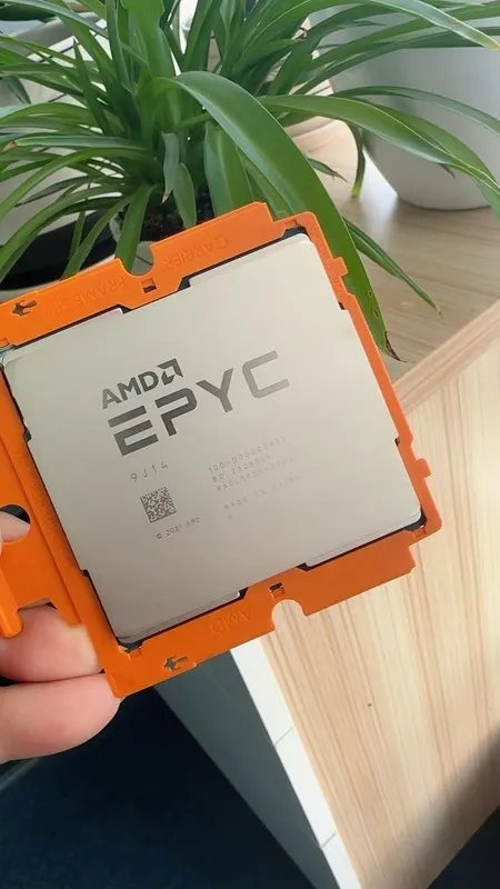 Сервер AMD EPYC 9J14 GENOA 2.4GHZ Processor CPU SERVER ZEN4 192 Threads SP5 96 C