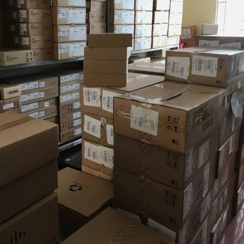 Коммутатор Cisco Catalyst C9300L-24T-4X-A 24-Port Data Switch