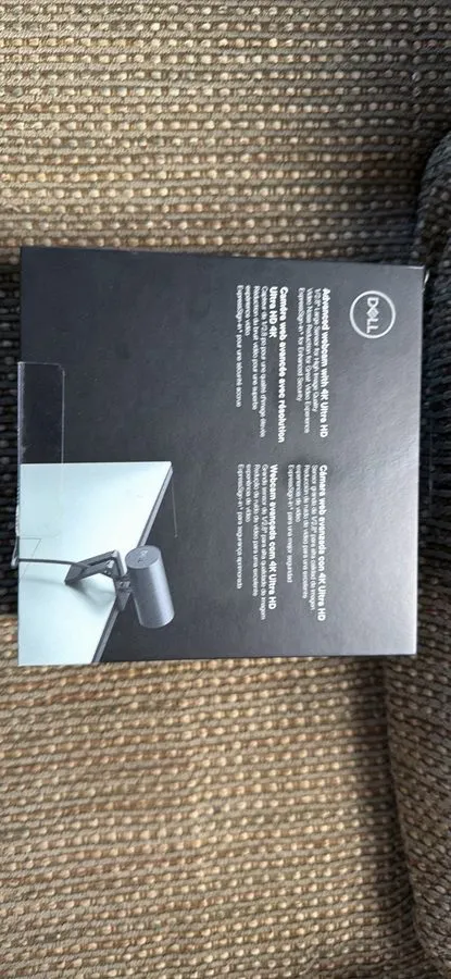 Монитор Dell UltraSharp WB7022 Webcam colour 8.3 MP 3840 x 2160 USB